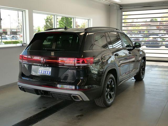 new 2026 Volkswagen Atlas car, priced at $49,608