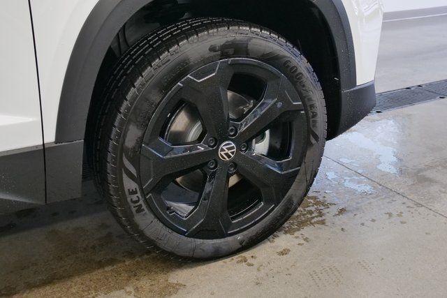 new 2026 Volkswagen Taos car, priced at $33,867