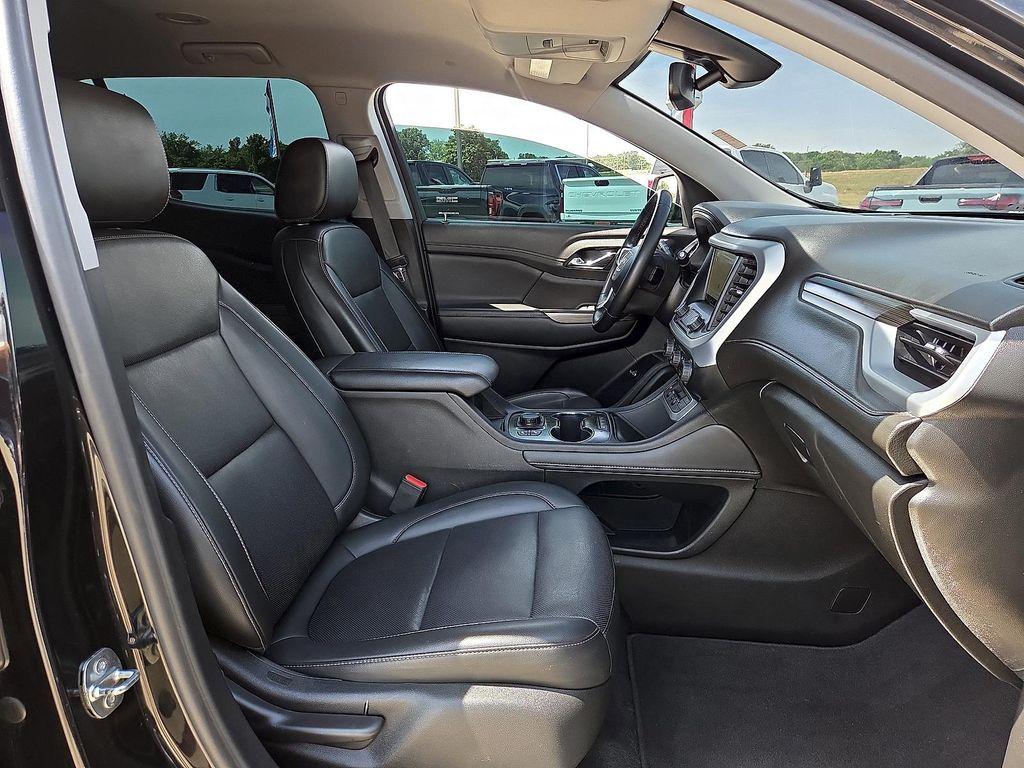 used 2023 GMC Acadia car, priced at $22,993
