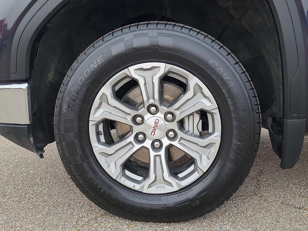 used 2025 GMC Sierra 1500 car, priced at $45,998