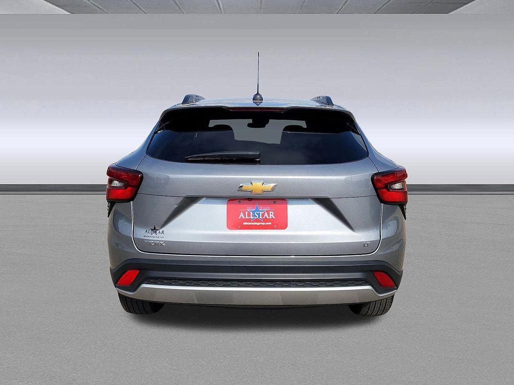 used 2024 Chevrolet Trax car, priced at $19,887
