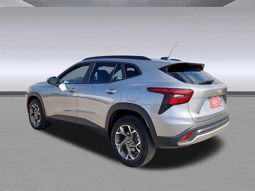 used 2024 Chevrolet Trax car, priced at $19,887