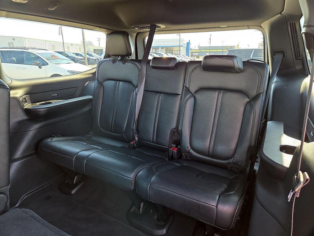 used 2024 Jeep Wagoneer car, priced at $40,487