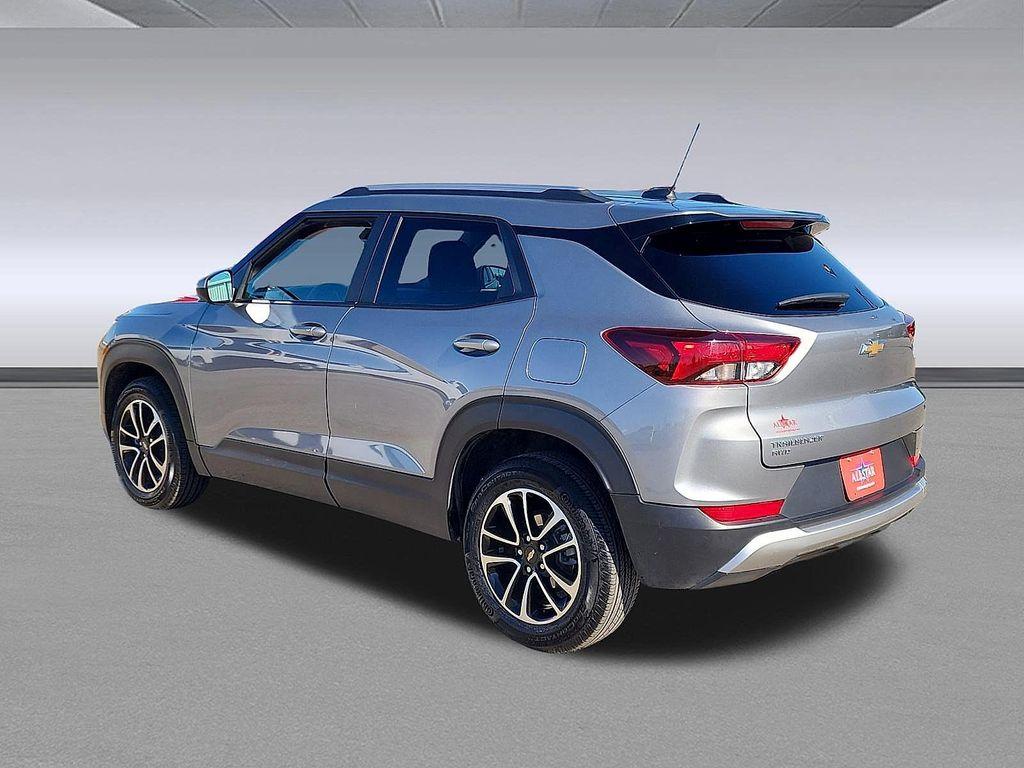 used 2025 Chevrolet TrailBlazer car, priced at $23,985