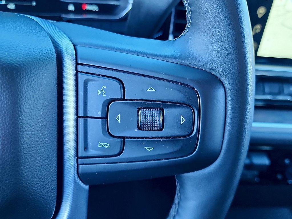 used 2025 GMC Sierra 1500 car, priced at $39,430