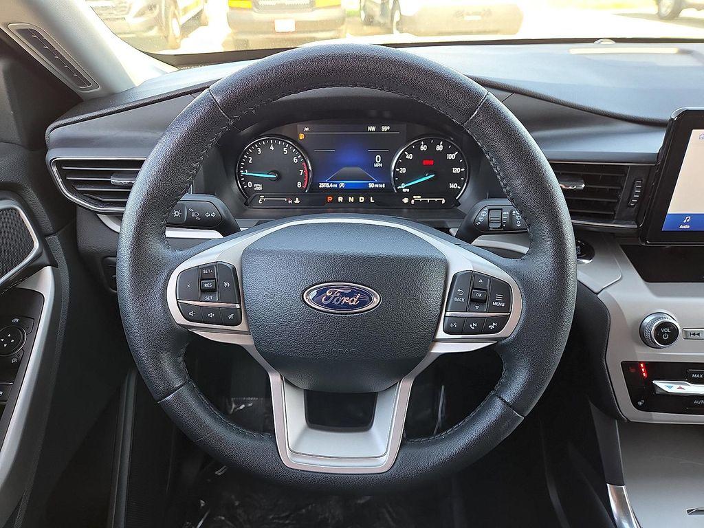 used 2024 Ford Explorer car, priced at $35,889