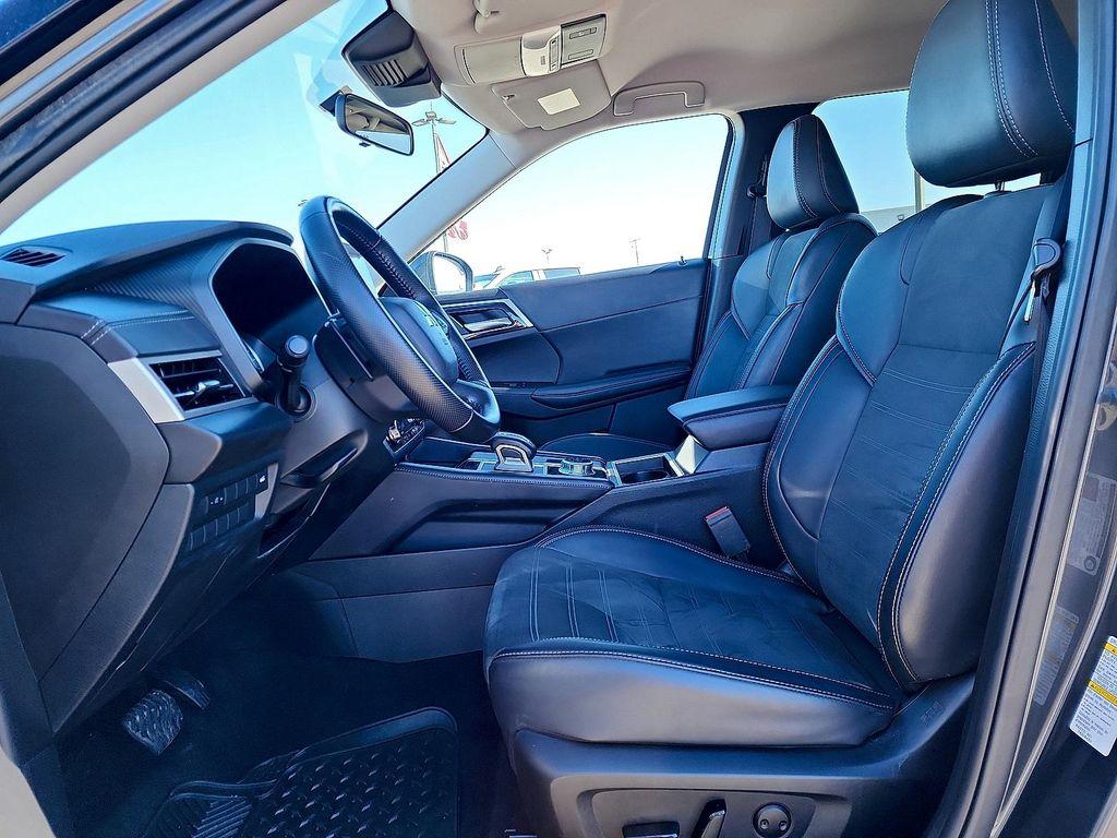 used 2024 Mitsubishi Outlander car, priced at $22,709