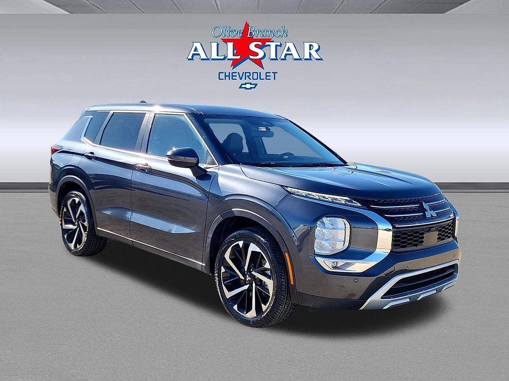 used 2024 Mitsubishi Outlander car, priced at $22,709
