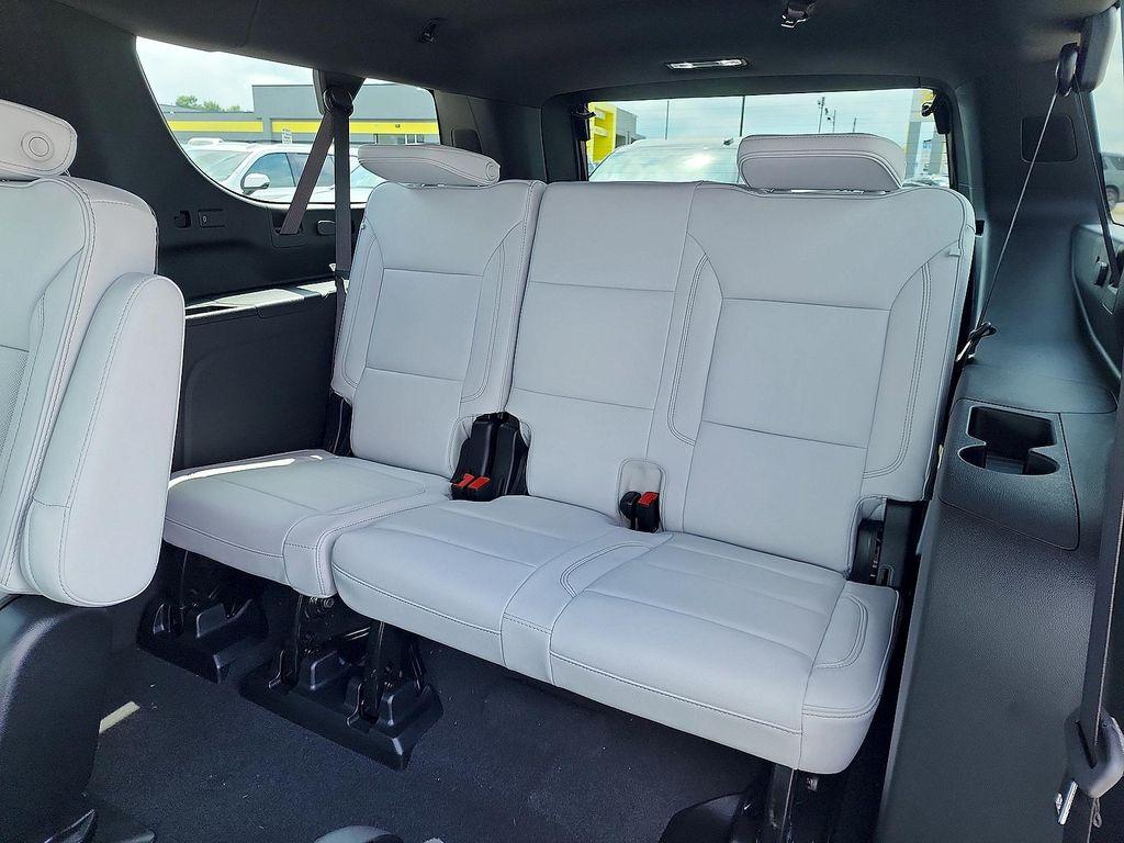 new 2025 Chevrolet Suburban car, priced at $81,215