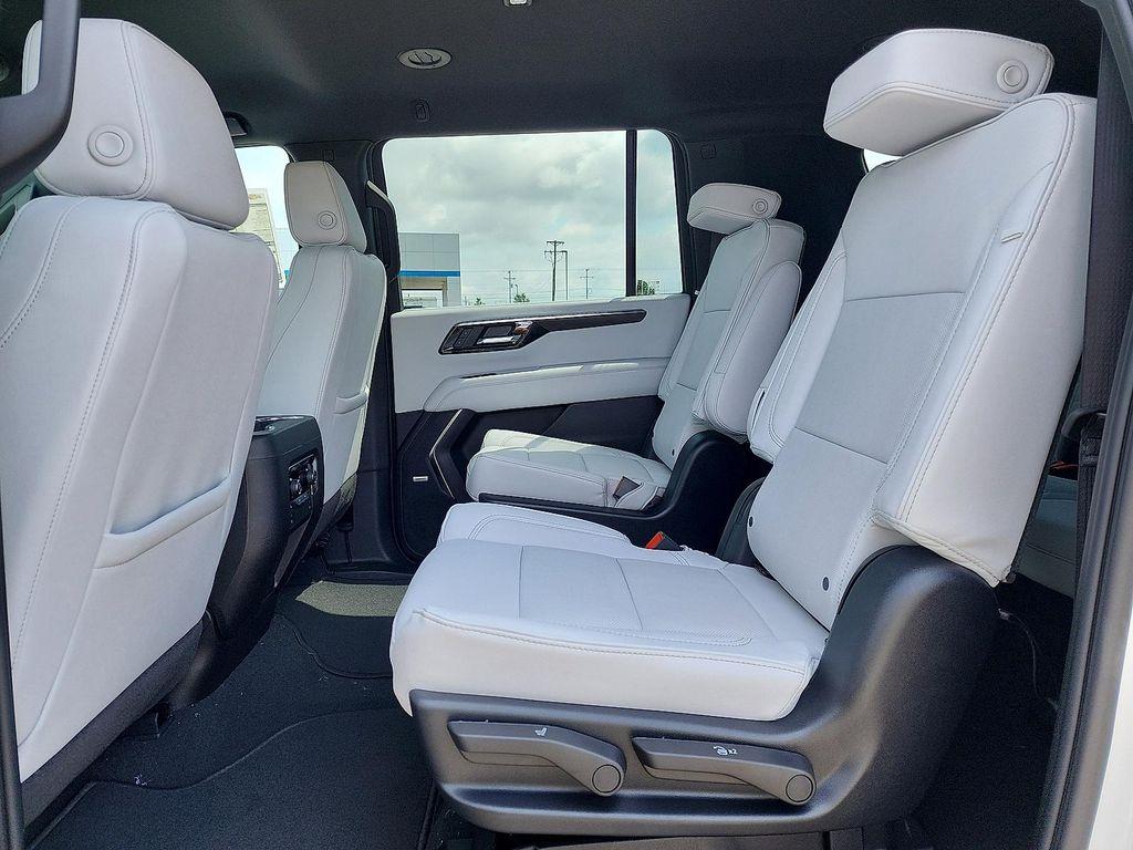 new 2025 Chevrolet Suburban car, priced at $81,215