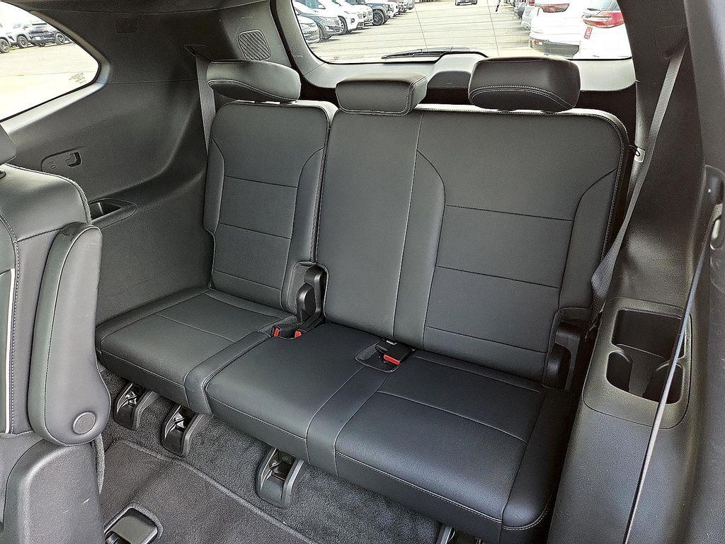 used 2025 Buick Enclave car, priced at $37,416