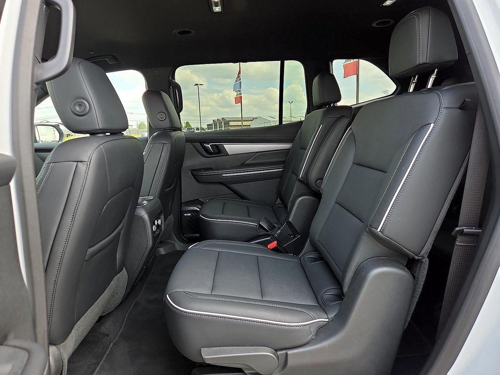 used 2025 Buick Enclave car, priced at $37,416