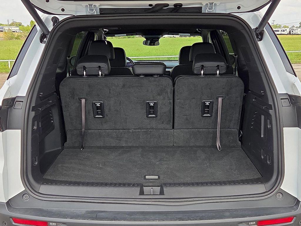 used 2025 Buick Enclave car, priced at $37,416