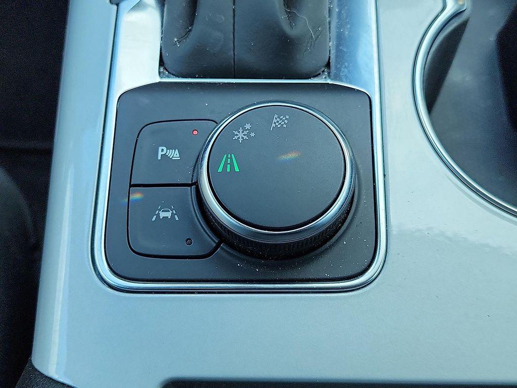 new 2025 Chevrolet Blazer car, priced at $36,485