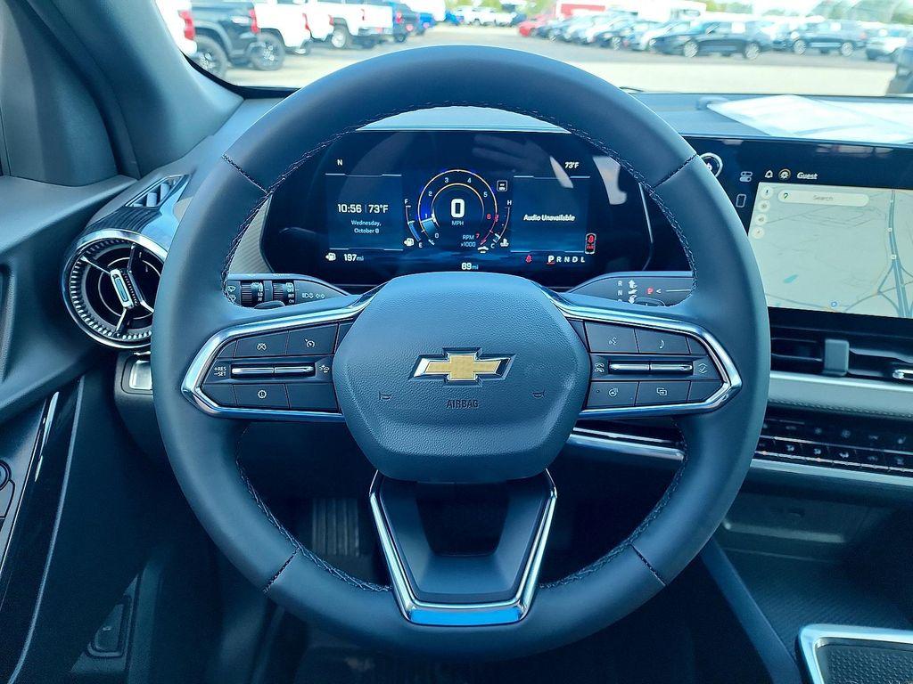 new 2026 Chevrolet Equinox car, priced at $32,815