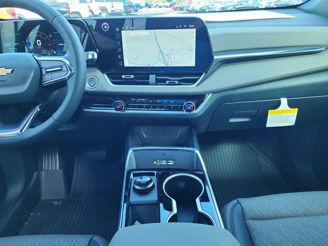 new 2026 Chevrolet Equinox car, priced at $33,815