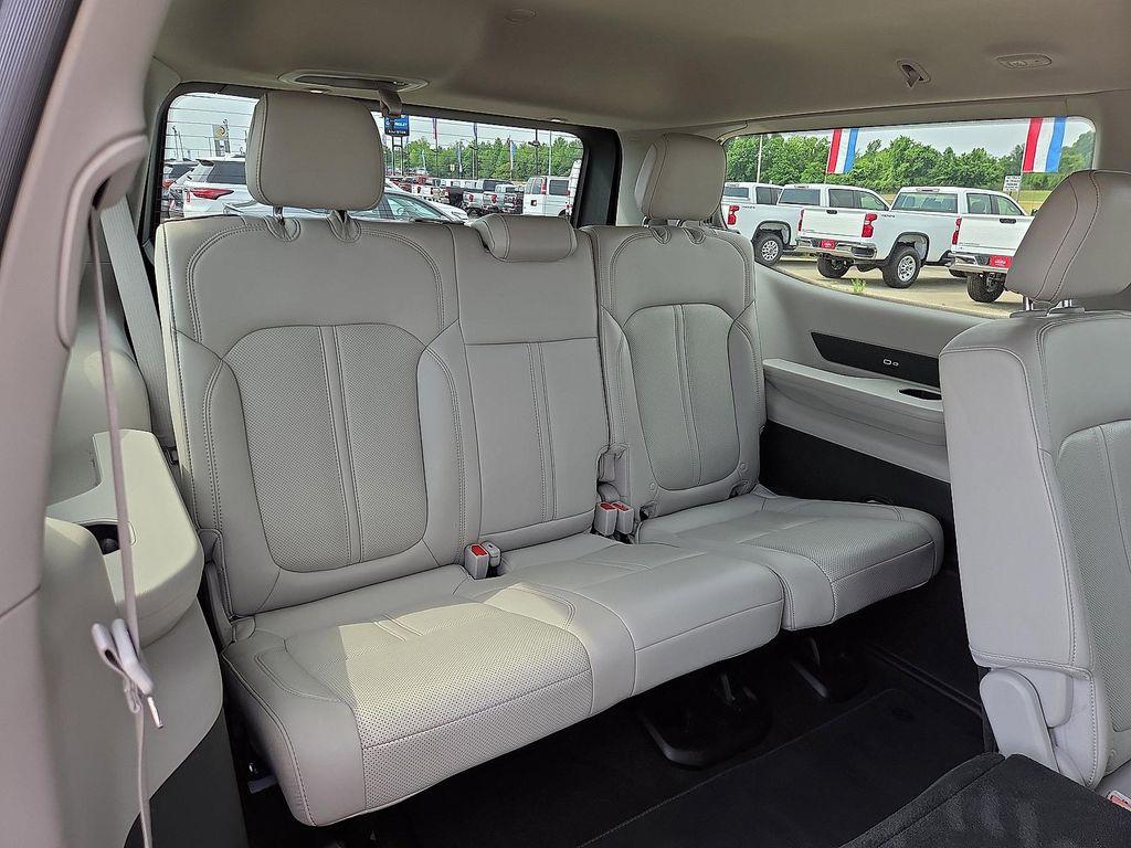used 2024 Jeep Wagoneer car, priced at $40,363