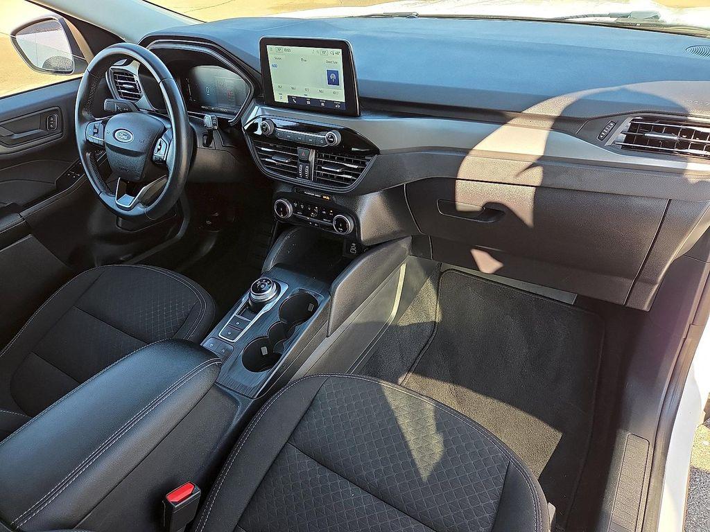 used 2024 Ford Escape car, priced at $19,999