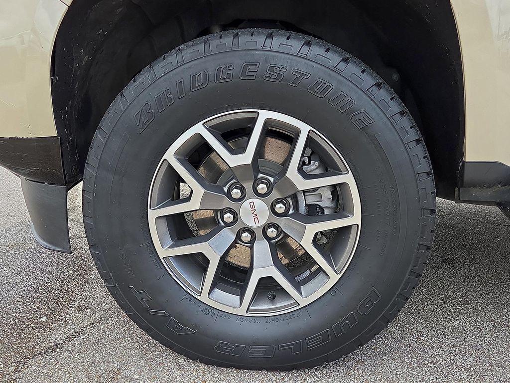 used 2022 GMC Canyon car, priced at $29,130