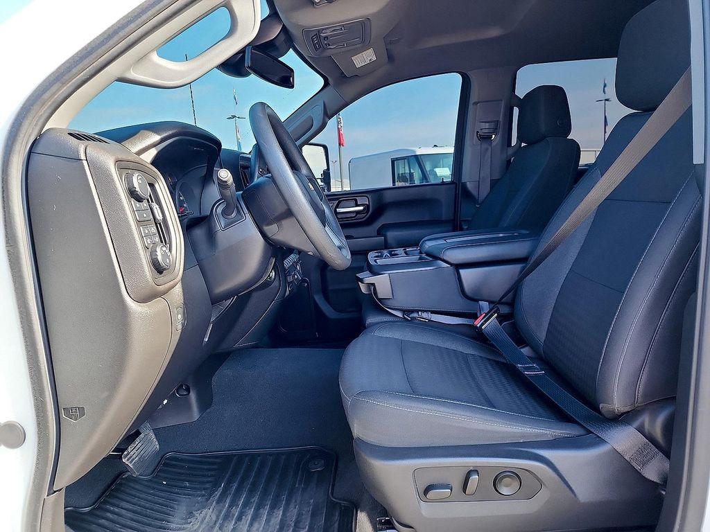 used 2025 Chevrolet Silverado 2500 car, priced at $49,987