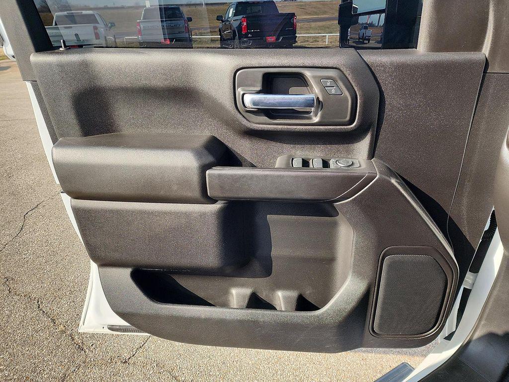 used 2025 Chevrolet Silverado 2500 car, priced at $49,987