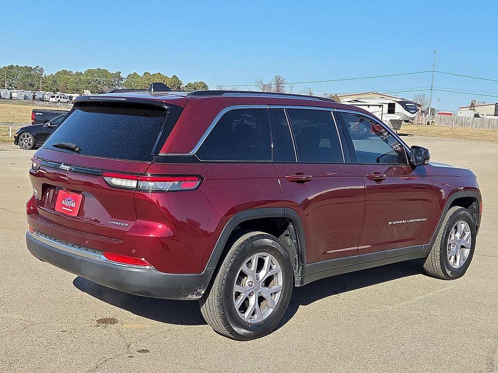 used 2022 Jeep Grand Cherokee car, priced at $29,878