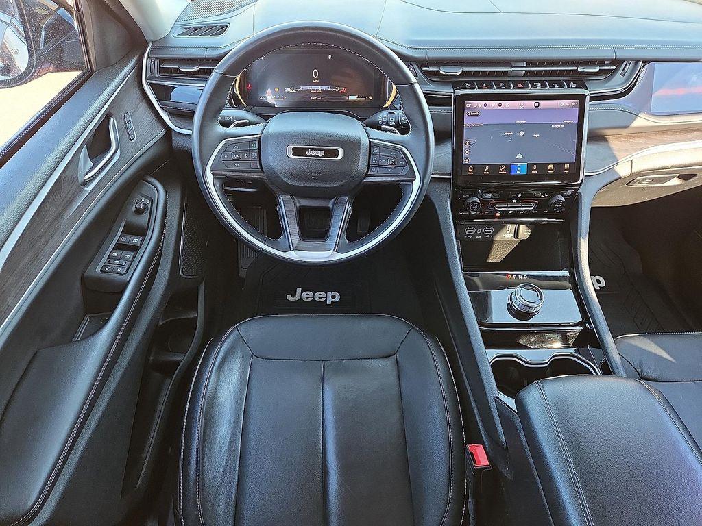 used 2022 Jeep Grand Cherokee car, priced at $29,878