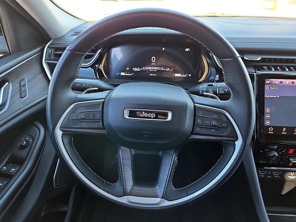 used 2022 Jeep Grand Cherokee car, priced at $29,878