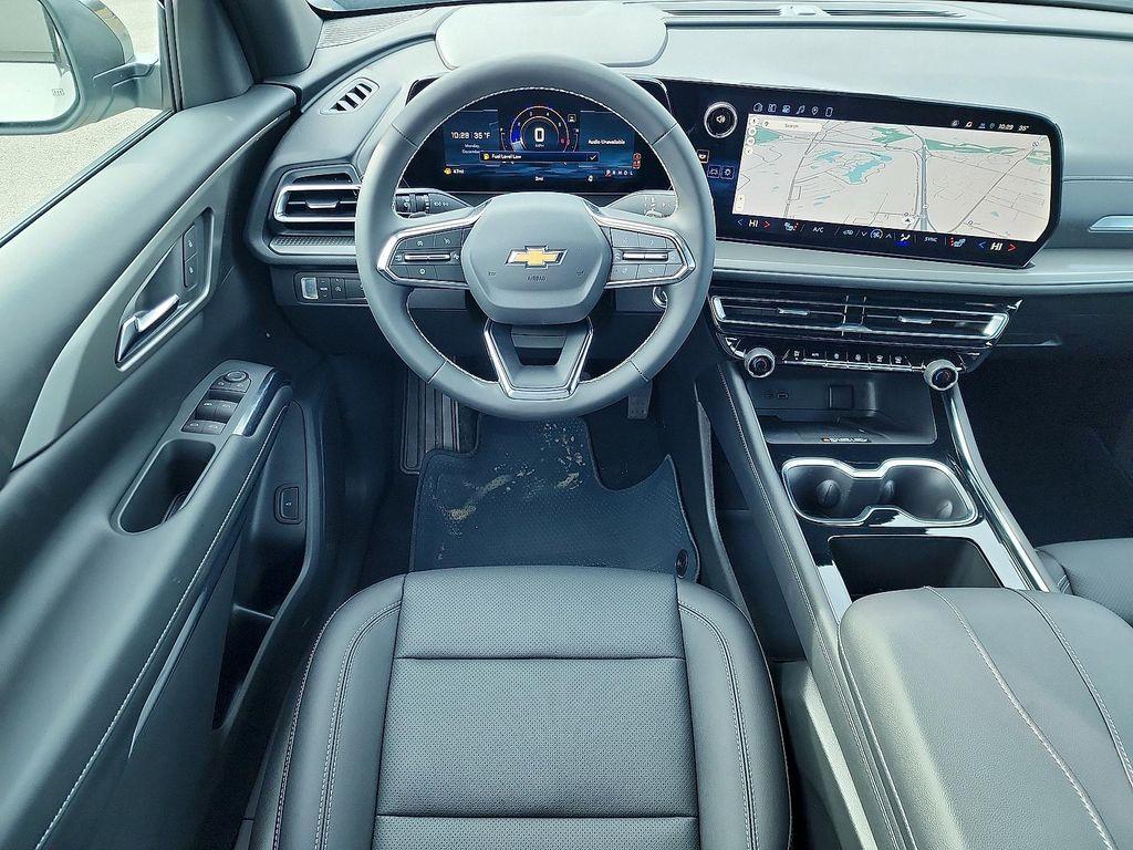 used 2026 Chevrolet Traverse car