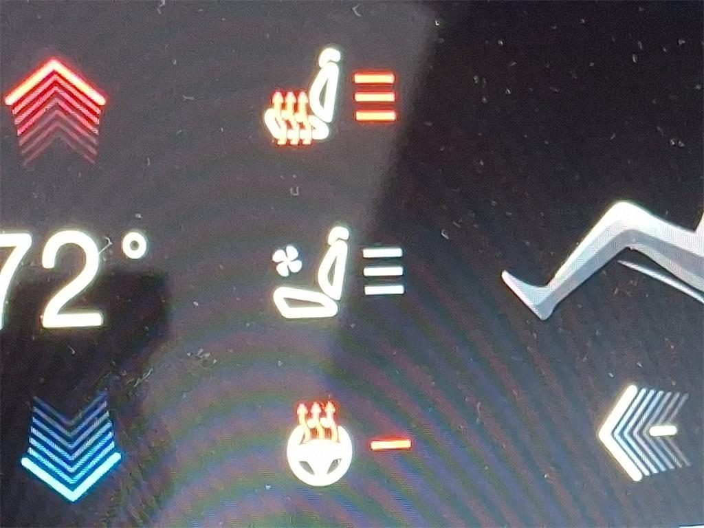 new 2025 Maserati Grecale car, priced at $93,975