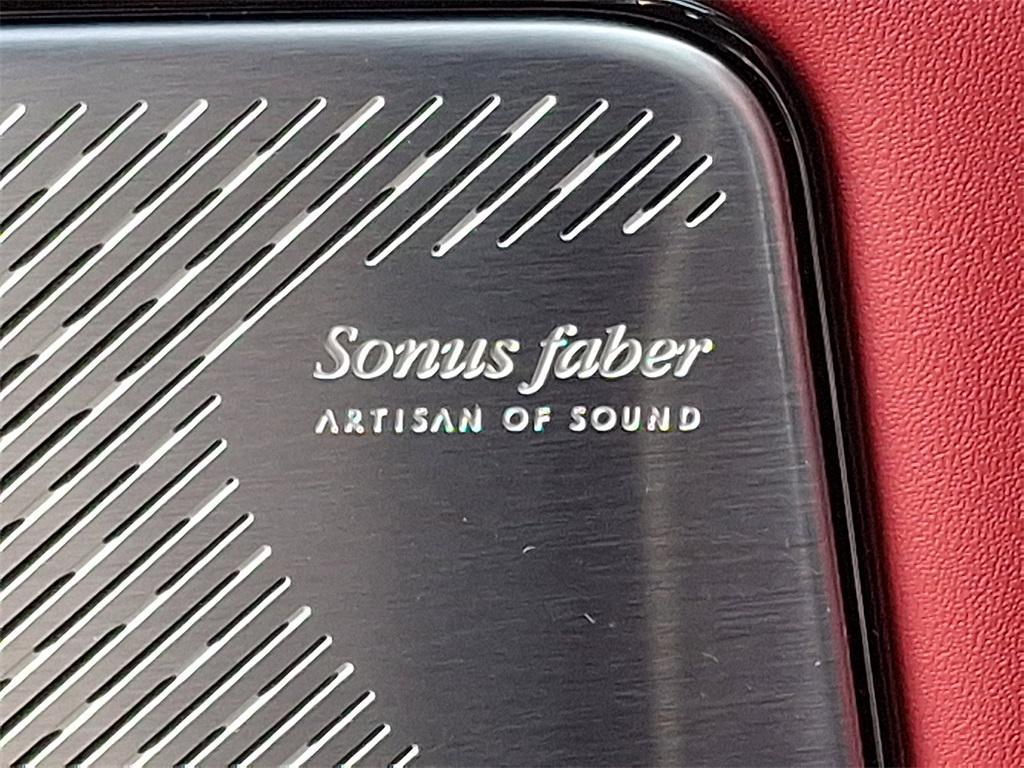 new 2025 Maserati Grecale car, priced at $89,995