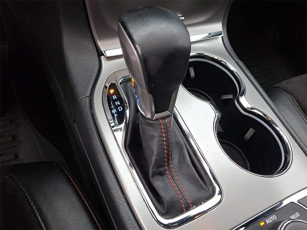 used 2020 Jeep Grand Cherokee car, priced at $27,826