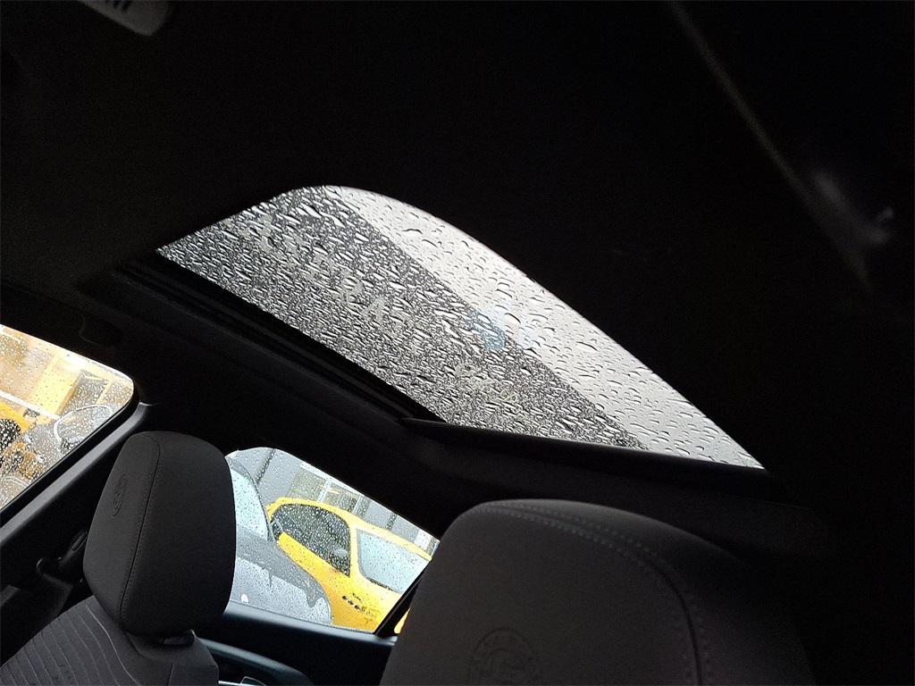 new 2025 Alfa Romeo Tonale car, priced at $38,880