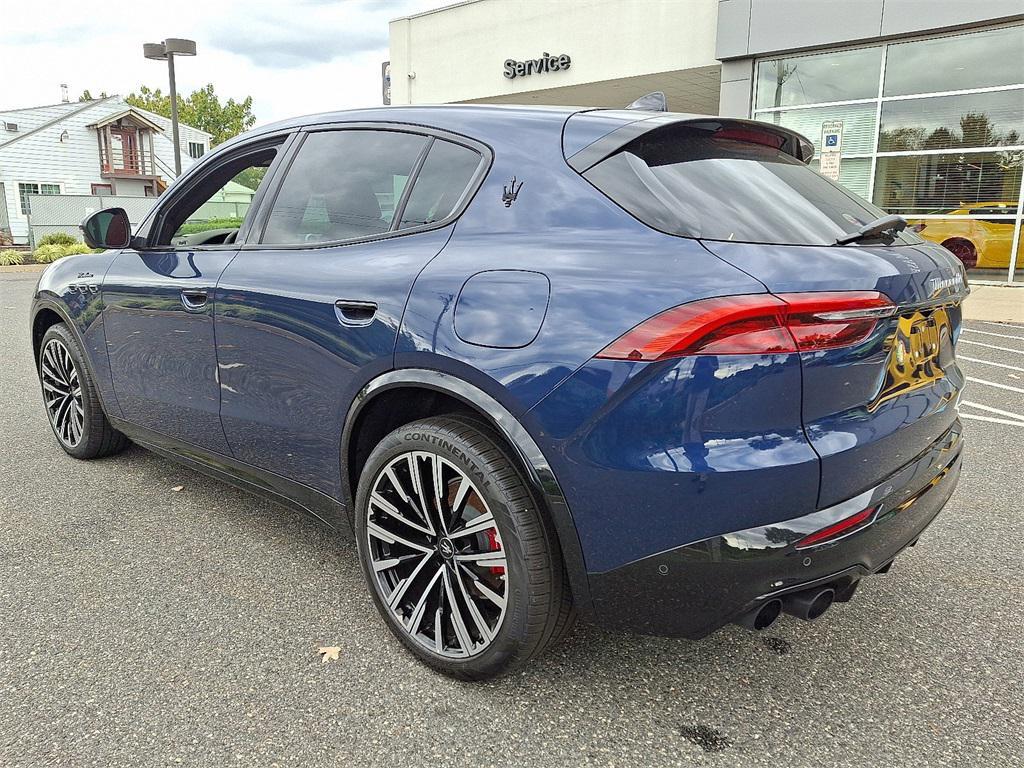 new 2025 Maserati Grecale car, priced at $92,155