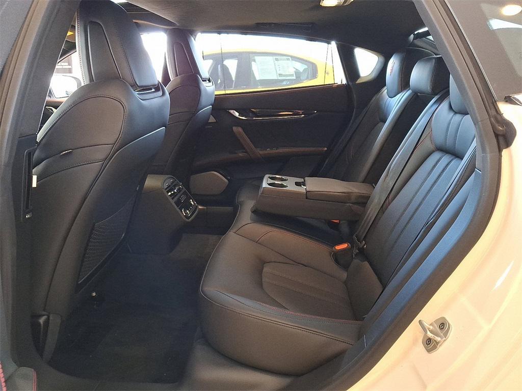 new 2024 Maserati Quattroporte car, priced at $95,495