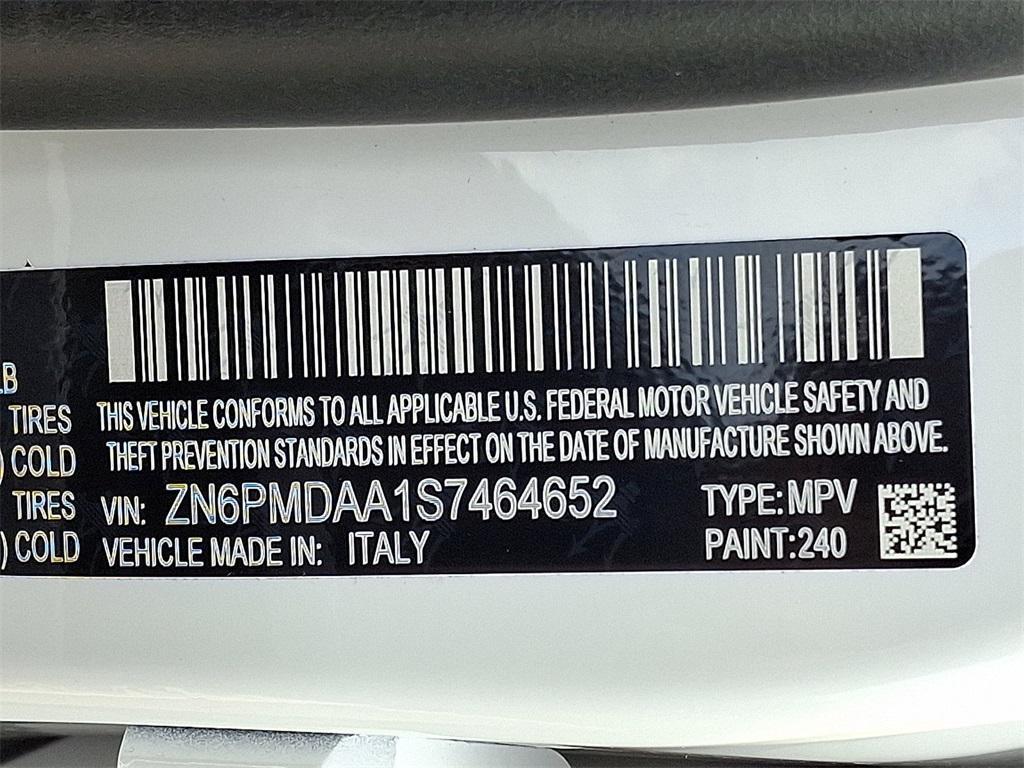 new 2025 Maserati Grecale car, priced at $73,585