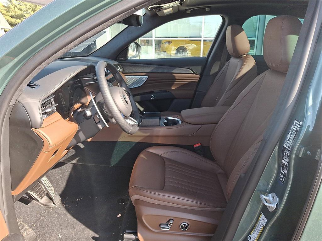 new 2026 Maserati Grecale car, priced at $96,205