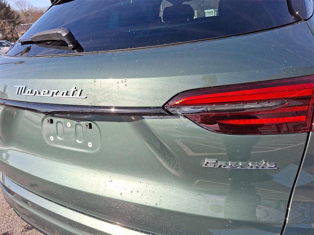 new 2026 Maserati Grecale car, priced at $96,205