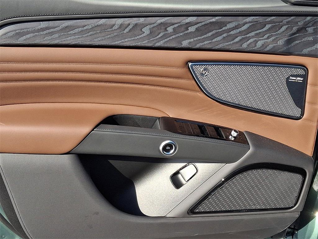 new 2026 Maserati Grecale car, priced at $96,205