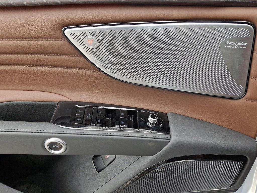 new 2025 Maserati Grecale car, priced at $84,545