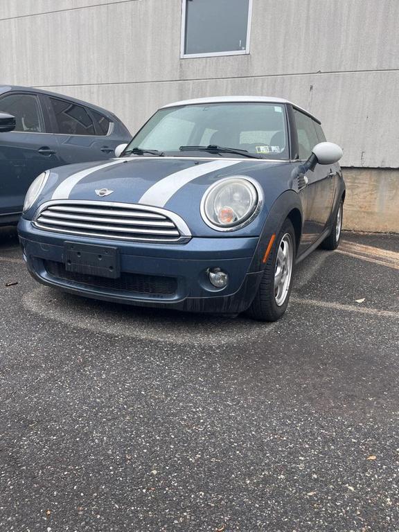 new 2009 MINI Cooper S car, priced at $5,995