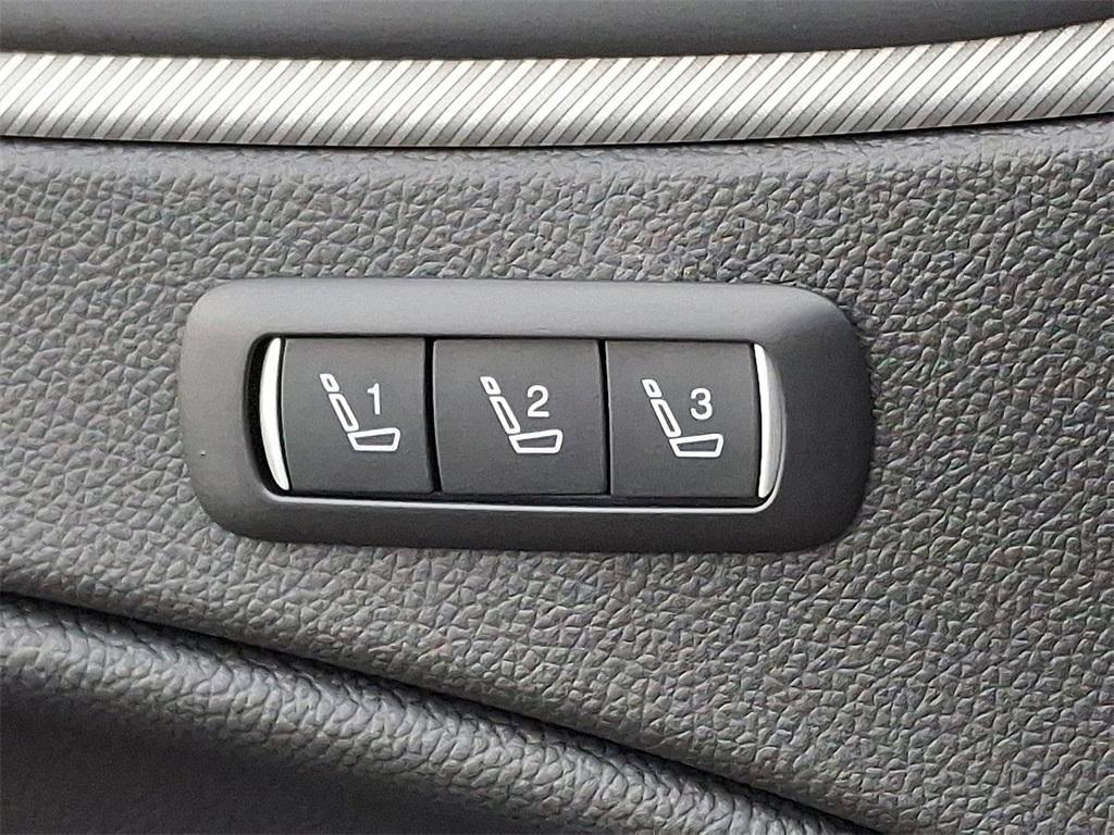 new 2025 Alfa Romeo Stelvio car, priced at $53,715