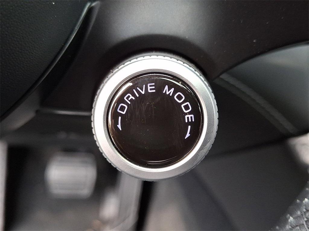 new 2025 Maserati Grecale car, priced at $71,235