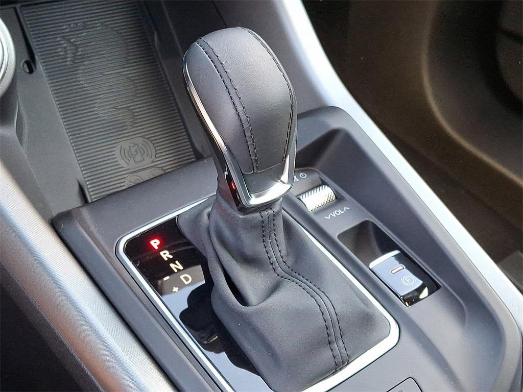 new 2025 Alfa Romeo Tonale car, priced at $51,125