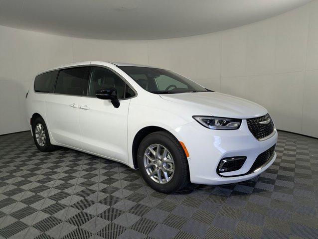 new 2026 Chrysler Pacifica car, priced at $40,027