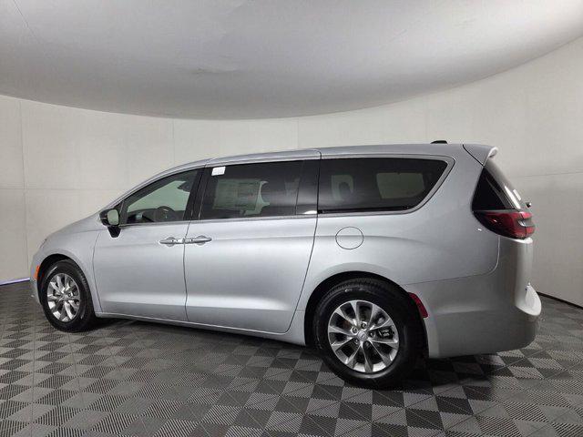 new 2026 Chrysler Pacifica car, priced at $45,078