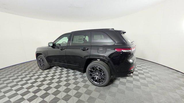 new 2025 Jeep Grand Cherokee car, priced at $59,176
