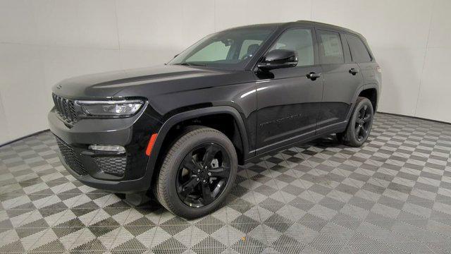 new 2025 Jeep Grand Cherokee car, priced at $37,091