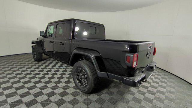 new 2026 Jeep Gladiator car, priced at $39,079