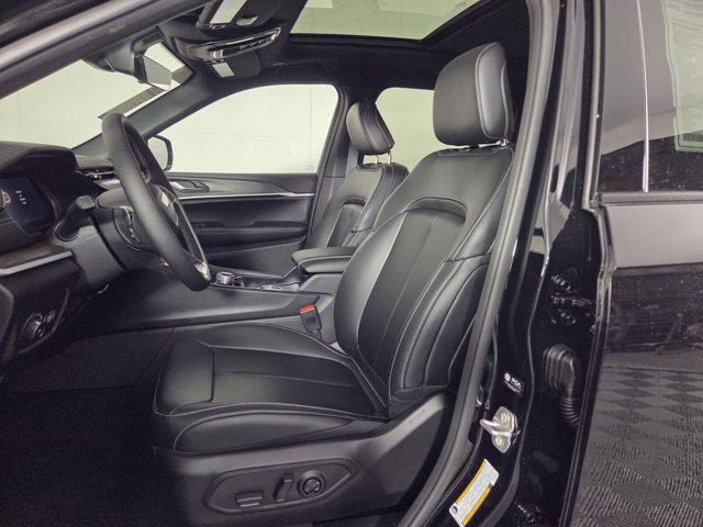 new 2026 Jeep Grand Cherokee car, priced at $44,019
